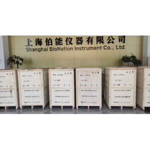 戰(zhàn)高溫斗酷暑，為某省疾控緊急運(yùn)送一批高壓滅菌器